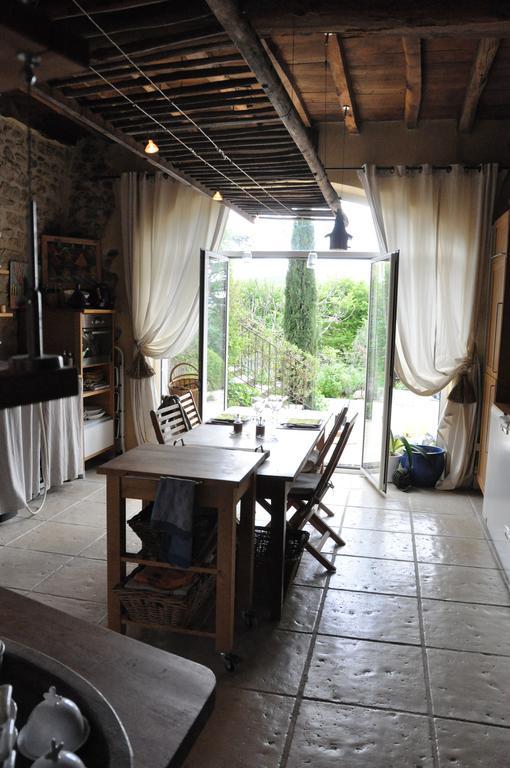 拉努住宿加早餐酒店 Saint-Pierre-la-Palud 外观 照片